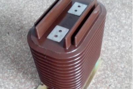 如何區(qū)分電壓互感器和電流互感器？