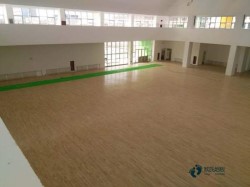 松木舞臺運(yùn)動場地木地板較好的