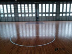 俄勒岡松舞臺(tái)體育場木地板哪個(gè)牌子的好